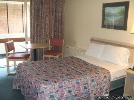 Regency Inn And Conference Center 클린턴 객실 사진
