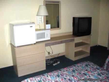 Regency Inn And Conference Center 클린턴 객실 사진